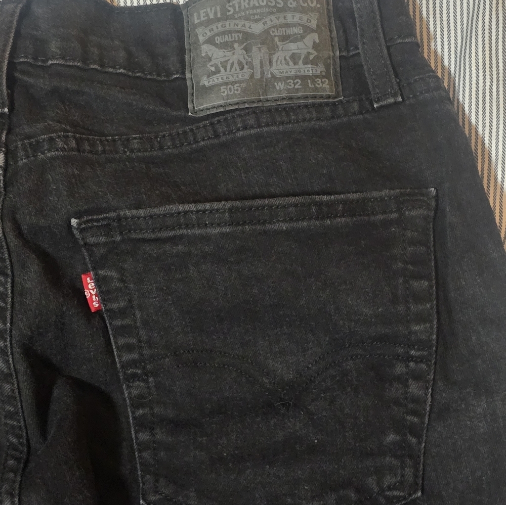 LEVIS 505